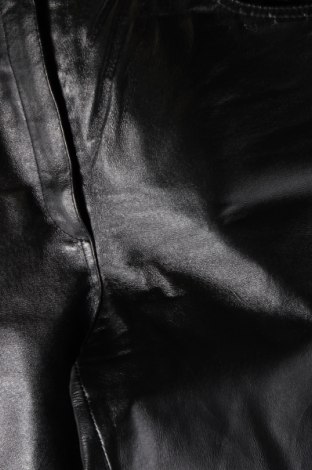 Γυναικείο παντελόνι δερμάτινο, Μέγεθος M, Χρώμα Μαύρο, Τιμή 37,76 €