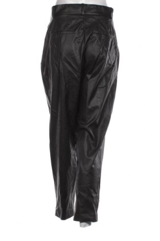 Дамски кожен панталон H&M, Размер M, Цвят Черен, Цена 29,00 лв.
