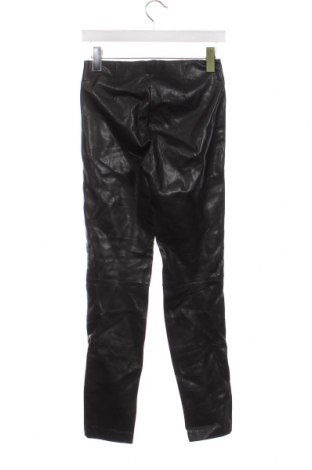 Дамски кожен панталон H&M, Размер XS, Цвят Черен, Цена 7,25 лв.