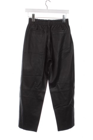 Дамски кожен панталон Pinko, Размер XS, Цвят Черен, Цена 326,15 лв.