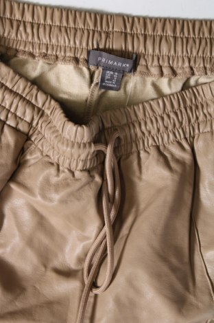 Дамски кожен панталон Primark, Размер XL, Цвят Бежов, Цена 10,15 лв.