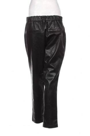 Дамски кожен панталон S.Oliver, Размер M, Цвят Черен, Цена 29,00 лв.