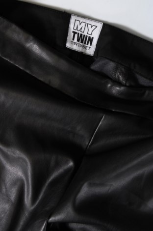 Γυναικείο παντελόνι δερμάτινο TWINSET, Μέγεθος S, Χρώμα Μαύρο, Τιμή 42,06 €