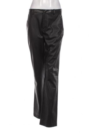 Дамски кожен панталон Vero Moda, Размер M, Цвят Черен, Цена 54,00 лв.