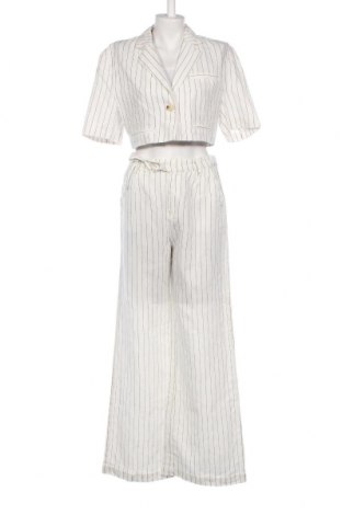 Γυναικείο κοστούμι Bershka, Μέγεθος M, Χρώμα Λευκό, Τιμή 49,99 €