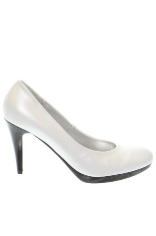 Дамски обувки, Размер 40, Цвят Бял, Цена 73,15 лв.