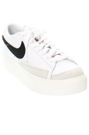 Дамски обувки Nike, Размер 38, Цвят Бял, Цена 190,00 лв.