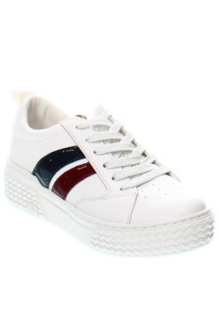Дамски обувки Palladium, Размер 37, Цвят Бял, Цена 46,40 лв.