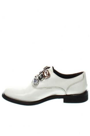 Дамски обувки Pinko, Размер 37, Цвят Бял, Цена 224,64 лв.