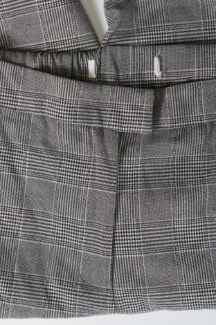 Pantaloni de femei, Mărime XS, Culoare Multicolor, Preț 19,08 Lei