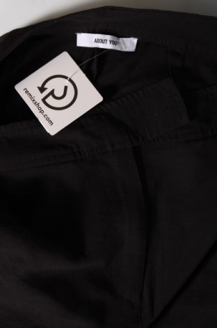 Дамски панталон About You, Размер M, Цвят Черен, Цена 14,04 лв.