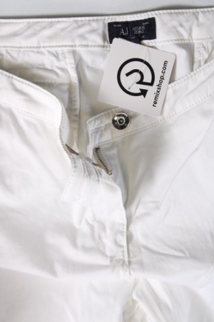 Pantaloni de femei Armani Jeans, Mărime L, Culoare Alb, Preț 285,19 Lei