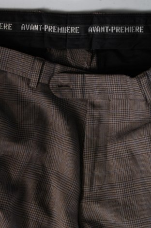 Pantaloni de femei Avant Premiere, Mărime L, Culoare Bej, Preț 24,80 Lei