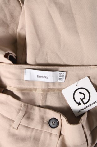 Damenhose Bershka, Größe S, Farbe Beige, Preis € 20,18