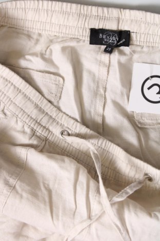 Дамски панталон Bexleys, Размер XL, Цвят Екрю, Цена 29,00 лв.