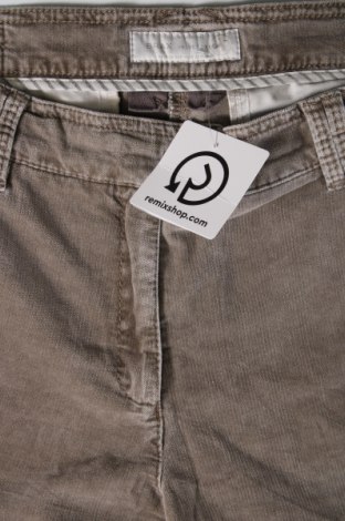 Pantaloni de femei Brax, Mărime M, Culoare Maro, Preț 25,00 Lei