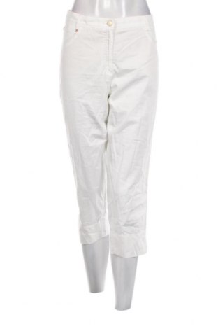 Γυναικείο παντελόνι Brax, Μέγεθος XL, Χρώμα Λευκό, Τιμή 18,19 €