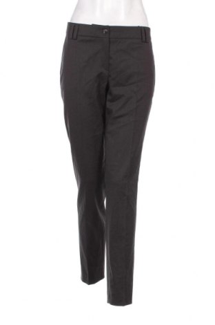 Дамски панталон Daniel Hechter, Размер M, Цвят Сив, Цена 40,80 лв.