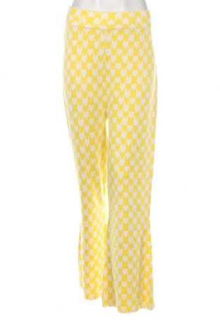 Дамски панталон Glamorous, Размер XL, Цвят Жълт, Цена 39,15 лв.