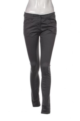 Дамски панталон H&M, Размер M, Цвят Сив, Цена 15,64 лв.