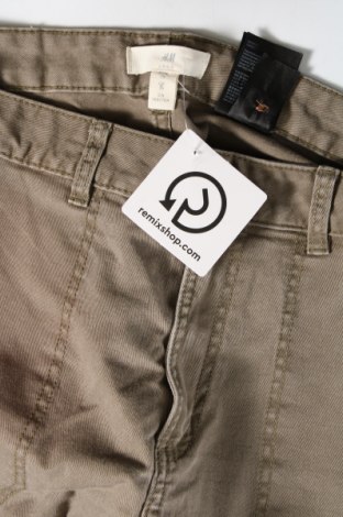 Дамски панталон H&M L.O.G.G., Размер M, Цвят Зелен, Цена 29,62 лв.