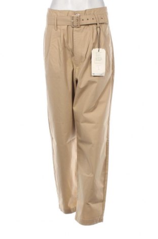 Γυναικείο παντελόνι Levi's, Μέγεθος L, Χρώμα  Μπέζ, Τιμή 39,14 €