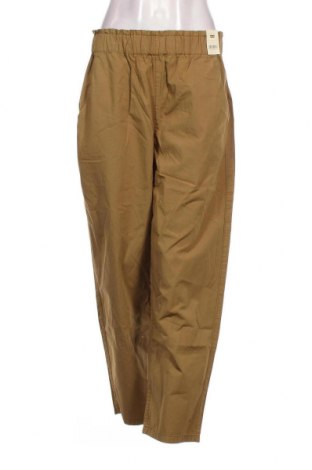Дамски панталон Levi's, Размер M, Цвят Зелен, Цена 83,22 лв.