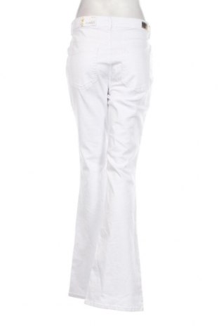 Дамски панталон ONLY, Размер XXL, Цвят Бял, Цена 21,60 лв.