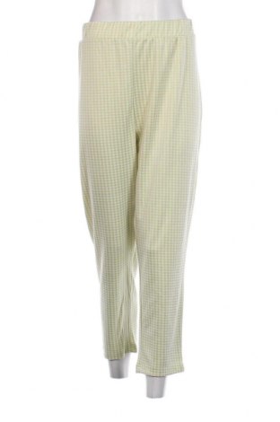 Дамски панталон ONLY, Размер 3XL, Цвят Зелен, Цена 54,00 лв.