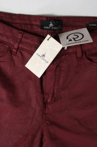 Pantaloni de femei One Step, Mărime M, Culoare Roșu, Preț 75,39 Lei