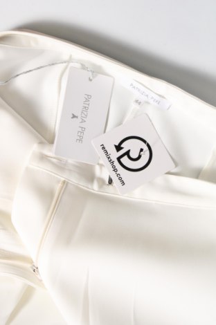 Γυναικείο παντελόνι Patrizia Pepe, Μέγεθος M, Χρώμα Λευκό, Τιμή 79,04 €