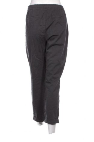 Дамски панталон Peter Hahn, Размер M, Цвят Сив, Цена 15,68 лв.