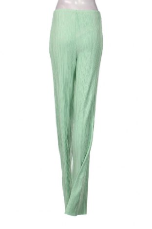 Pantaloni de femei Pretty Little Thing, Mărime L, Culoare Verde, Preț 48,42 Lei