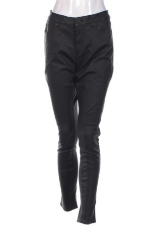 Γυναικείο παντελόνι Q/S by S.Oliver, Μέγεθος L, Χρώμα Μαύρο, Τιμή 5,56 €