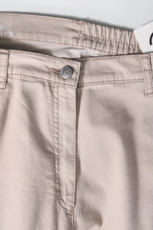 Дамски панталон Raphaela By Brax, Размер XL, Цвят Бежов, Цена 36,50 лв.