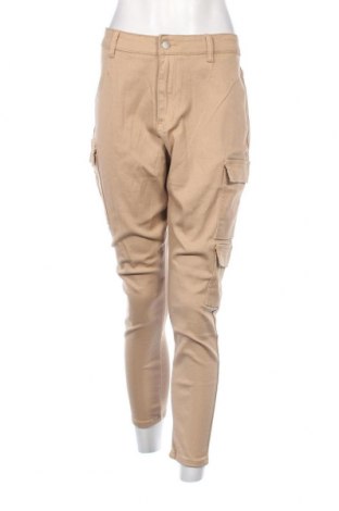 Дамски панталон SHEIN, Размер XXL, Цвят Бежов, Цена 16,53 лв.