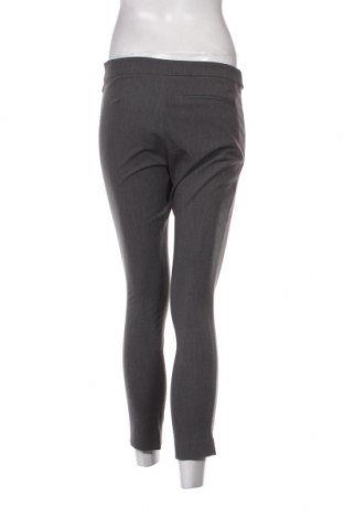 Дамски панталон Stefanel, Размер S, Цвят Сив, Цена 41,06 лв.