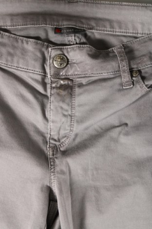 Дамски панталон Street One, Размер L, Цвят Сив, Цена 9,57 лв.