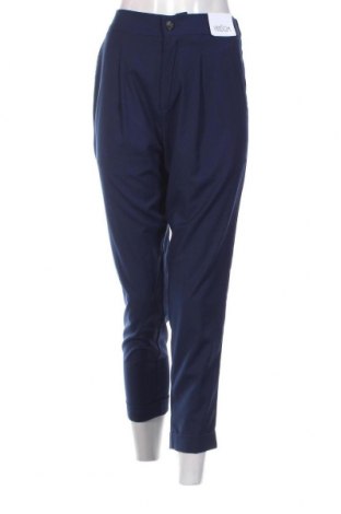 Pantaloni de femei VANDOM, Mărime L, Culoare Albastru, Preț 76,84 Lei