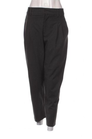Дамски панталон Zara, Размер M, Цвят Сив, Цена 31,51 лв.