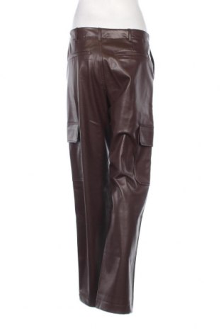 Дамски панталон Zara, Размер M, Цвят Кафяв, Цена 40,36 лв.