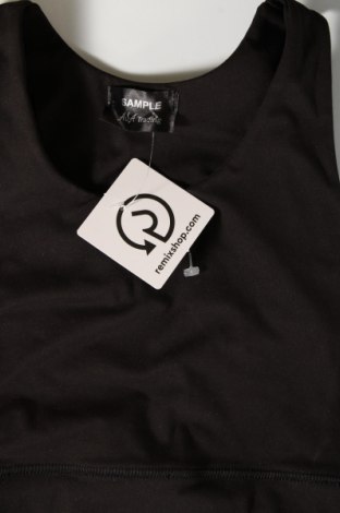 Tricou de damă, Mărime S, Culoare Negru, Preț 10,36 Lei