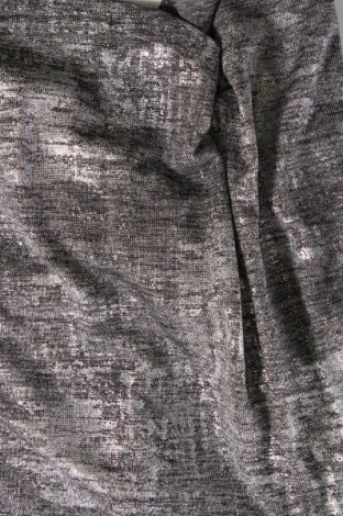 Γυναικείο αμάνικο μπλουζάκι, Μέγεθος M, Χρώμα Ασημί, Τιμή 2,89 €