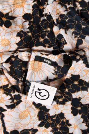 Γυναικείο αμάνικο μπλουζάκι Bik Bok, Μέγεθος S, Χρώμα Πολύχρωμο, Τιμή 2,33 €