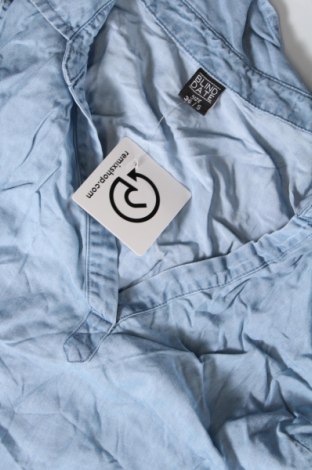 Γυναικείο αμάνικο μπλουζάκι Blind Date, Μέγεθος S, Χρώμα Μπλέ, Τιμή 2,65 €