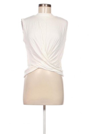 Γυναικείο αμάνικο μπλουζάκι Body Flirt, Μέγεθος M, Χρώμα Λευκό, Τιμή 3,22 €