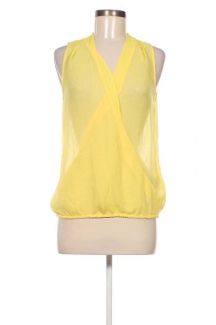 Γυναικείο αμάνικο μπλουζάκι Flame, Μέγεθος M, Χρώμα Κίτρινο, Τιμή 3,06 €