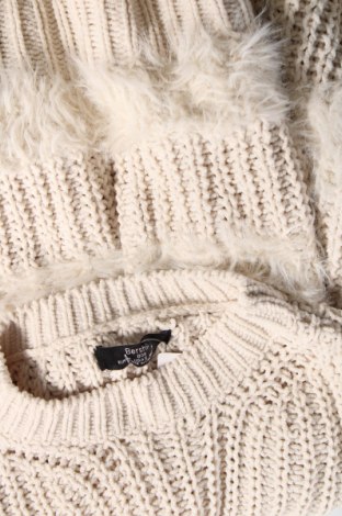 Дамски пуловер Bershka, Размер S, Цвят Бежов, Цена 8,99 лв.