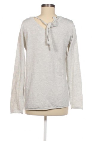 Дамски пуловер H&M, Размер M, Цвят Екрю, Цена 6,96 лв.