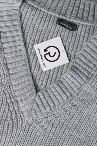 Дамски пуловер Made In Italy, Размер L, Цвят Сив, Цена 6,09 лв.